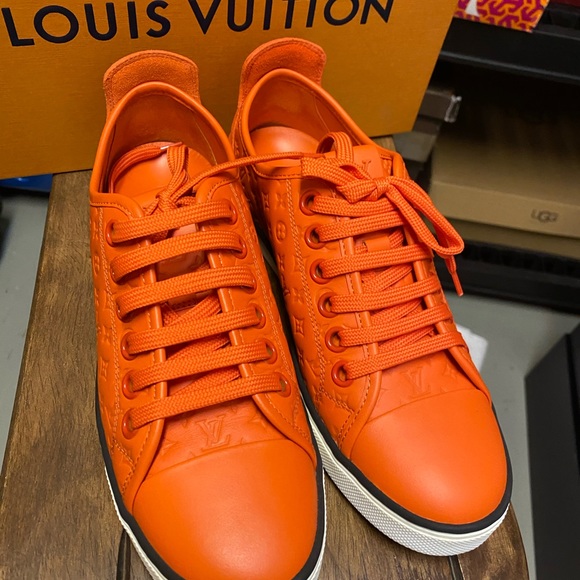 Louis Vuitton Wms Sneaker - Picture 1 of 2
